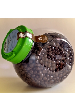 Raisins in chocolate (pet jar)